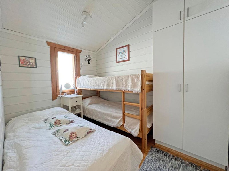 Paritalomökki Lomariihi 10, Muurame, Finland