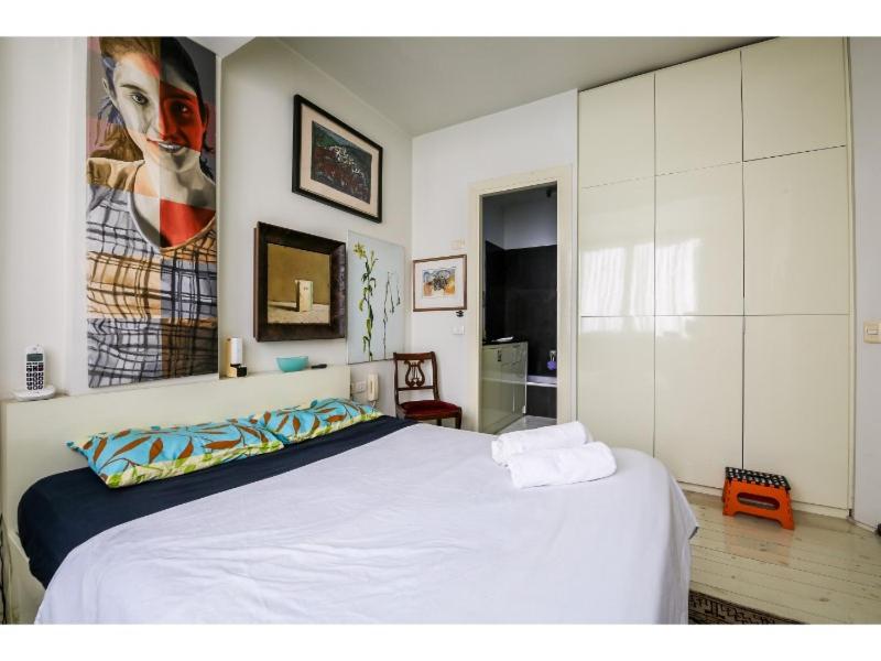 Trumpeldor - 2 Bed Apartment of Art!, Tel Aviv, Israel