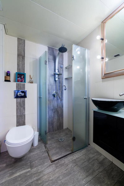 Amazing 1BR Penthouse with terrasse near Neve tzedek, Tel Aviv, Israel