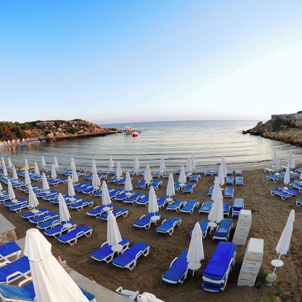 Denizkizi Hotel, Karavas, Zypern