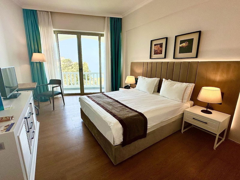 Denizkizi Hotel, Karavas, Zypern