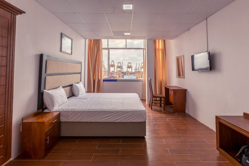 Metro Port City Hotel, Colombo, Sri Lanka