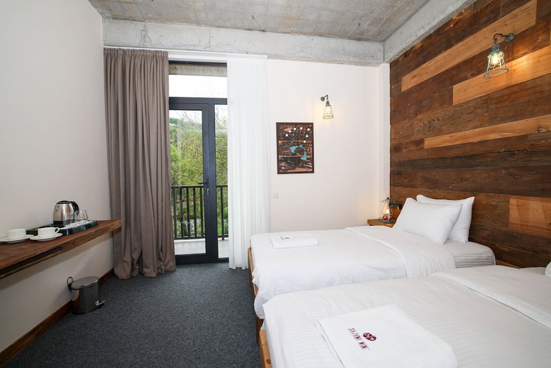 Sazano Wine Cellar & Hotel, Terjola, Georgia