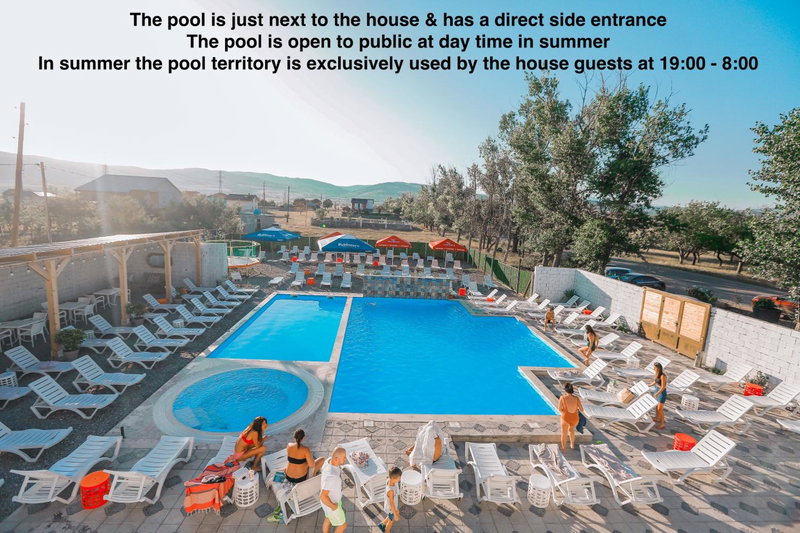 Laguna House next to Pool at Bazaleti Lake, Bazalet'i, Georgia