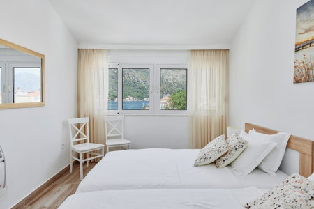 Apartment Plagenti with sea view, Kotor, Montenegro