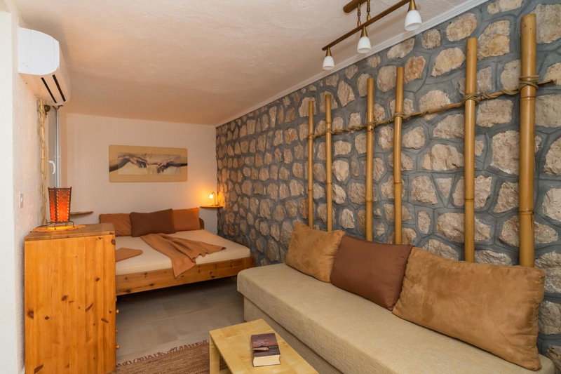 Apartments Mirian, Petrovac na Moru, Montenegro