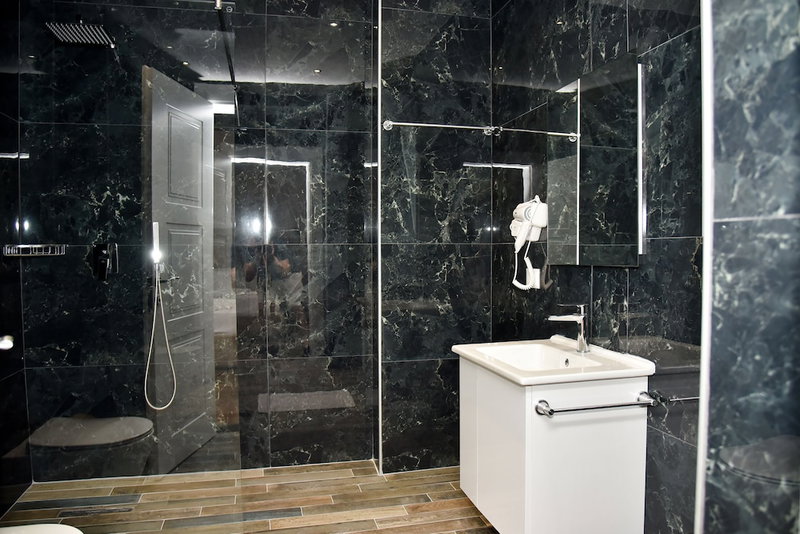 Dolanit Hotels Lubjana, Durrës, Албания