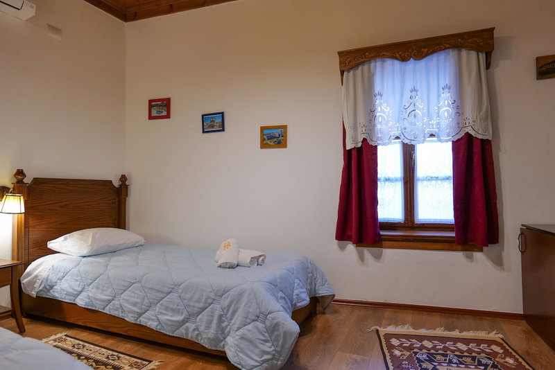 Hotel Bineri, Gjirokastër, Albania