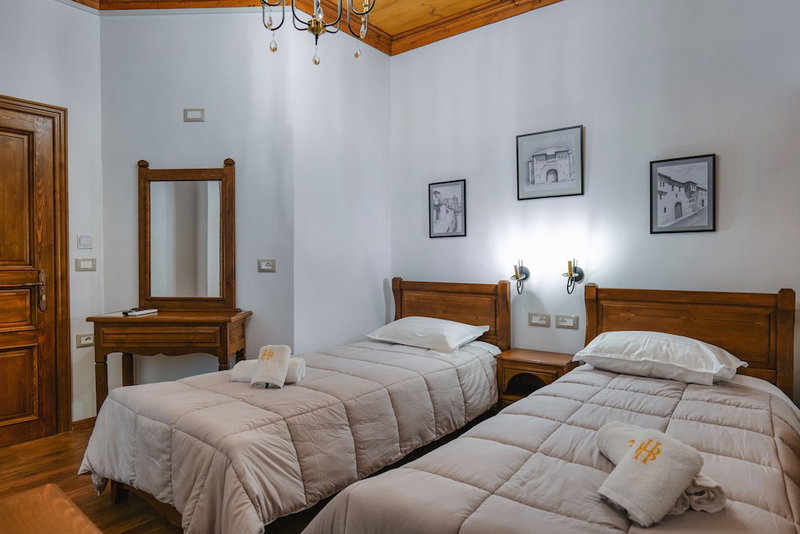 Hotel Bineri, Gjirokastër, Albania