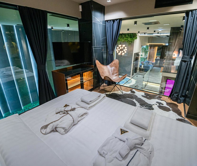 Marconio Wellness Private Pool & SPA - City Center, Belgrade, Сербия