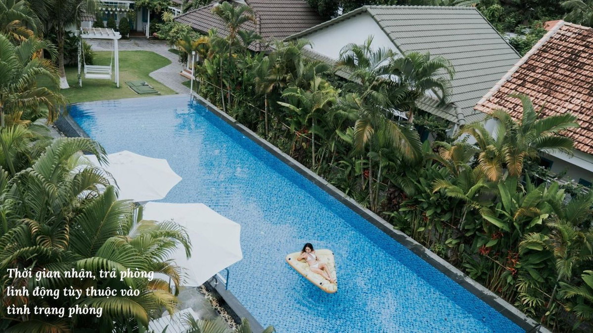 Philip Bungalow, Vietnam