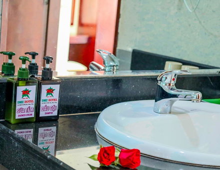 DMZ Hotel ,Central Hue ,Near Perfume River, Hue, Việt Nam