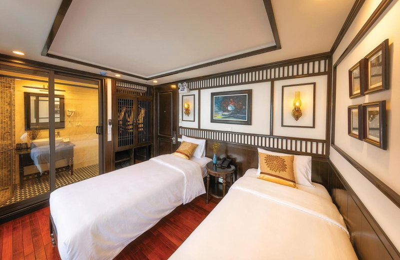 Sena Cruises - Wonder On Lan Ha Bay, Ha Long, Viêt Nam