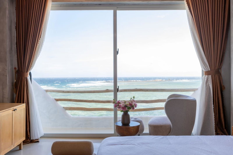 Chiu Chiu Resort Đảo Phú Quý, Cu Lao Thu, Vietnam