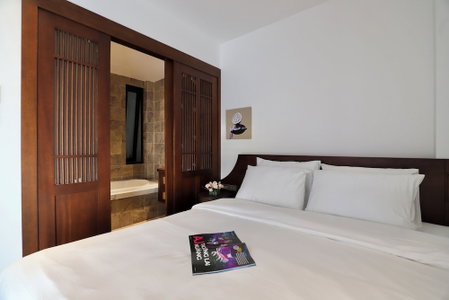 Maison Nha 17 Ton That Thiep, Hanoi, Vietnam