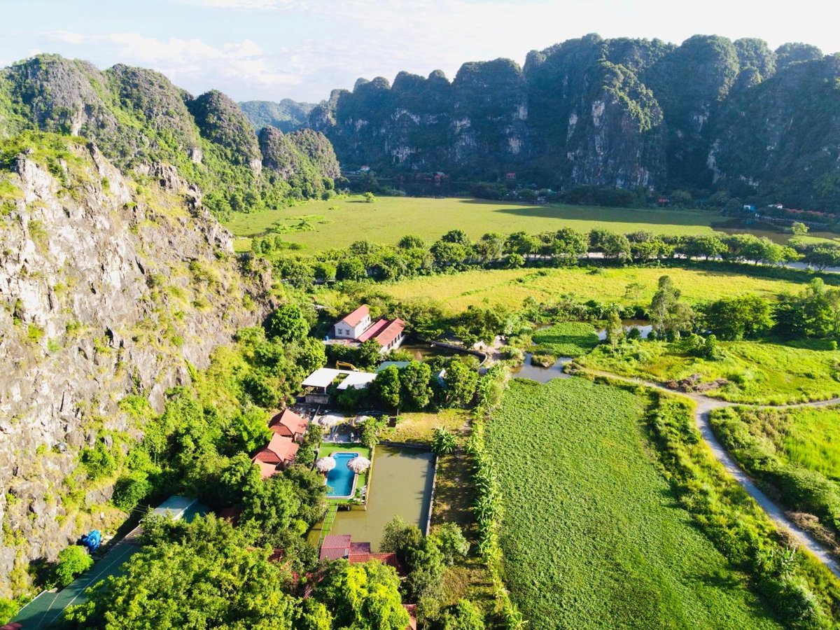 Trang An Lotus Lake Homestay, Vietnam