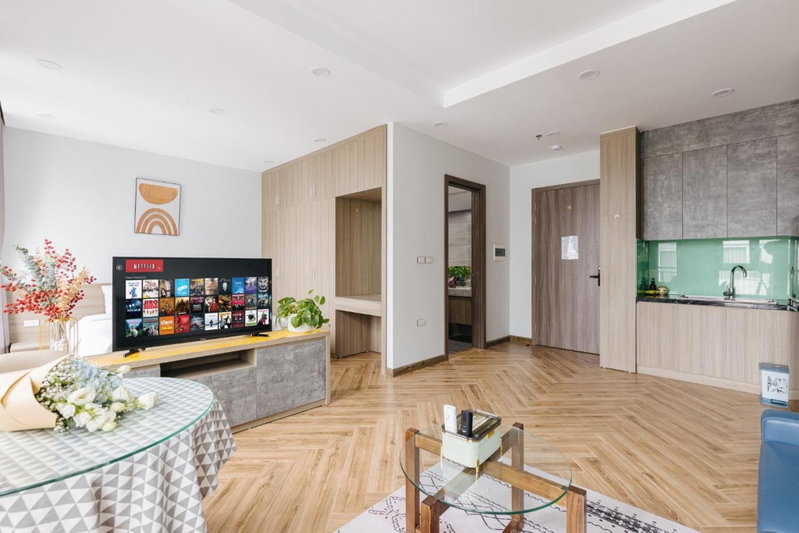 Westlake Emerald Suites, Hanoi, Vietnam