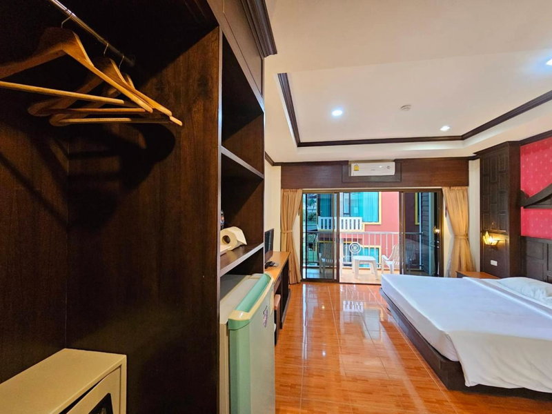 Nanai 2 Residence Patong Phuket, Patong Beach, Tailandia