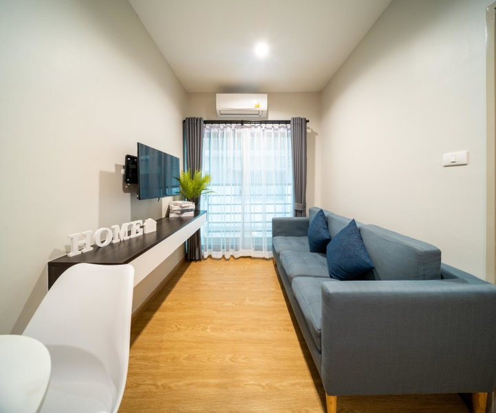 College Haus Rangnam, Bangkok, Thailand