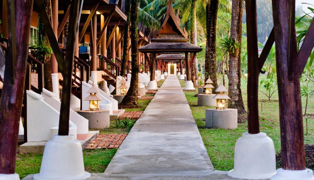 โรงแรม · C&N Kho Khao Beach Resort - SHA Plus, Ko Kho Khao