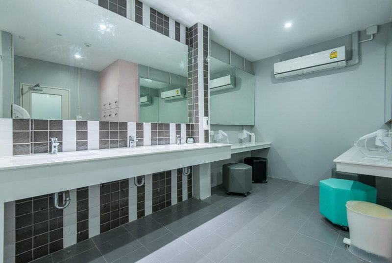 Siam Stadium Hostel, Bangkok, Thailand