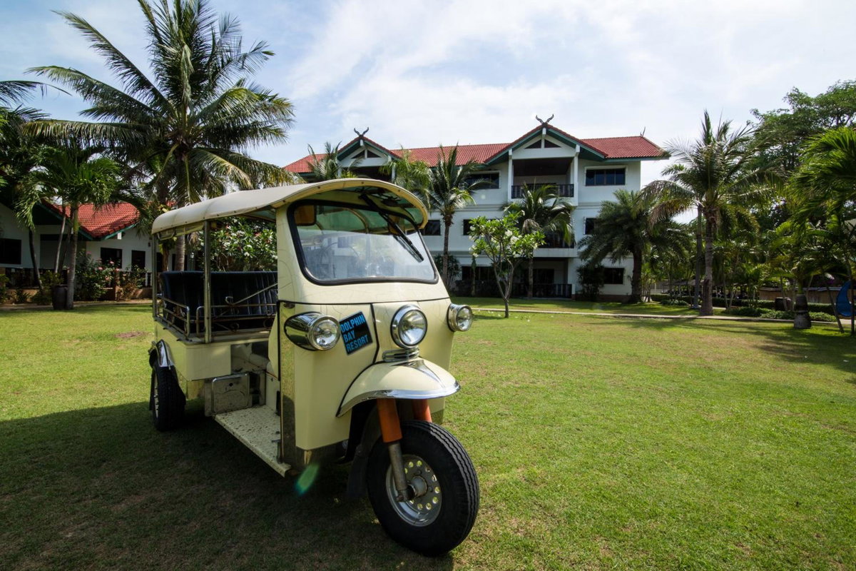 Hotel · Dolphin Bay Beach Resort, Sam Roi Yot