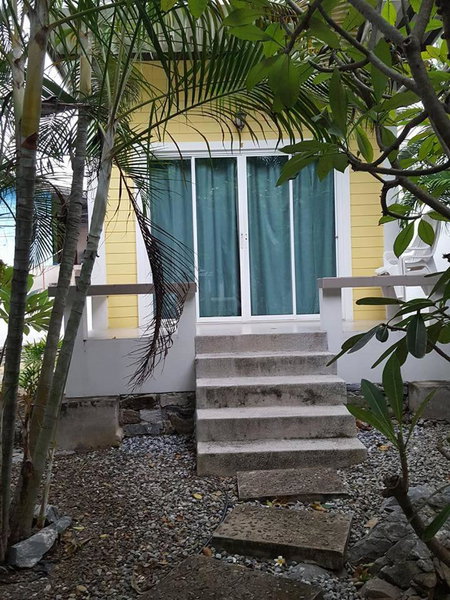 Charlie's Bungalows, Ko Si Chang, Tailandia