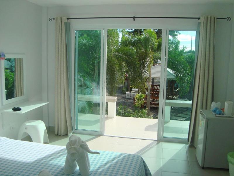 Charlie's Bungalows, Ko Si Chang, Tailandia