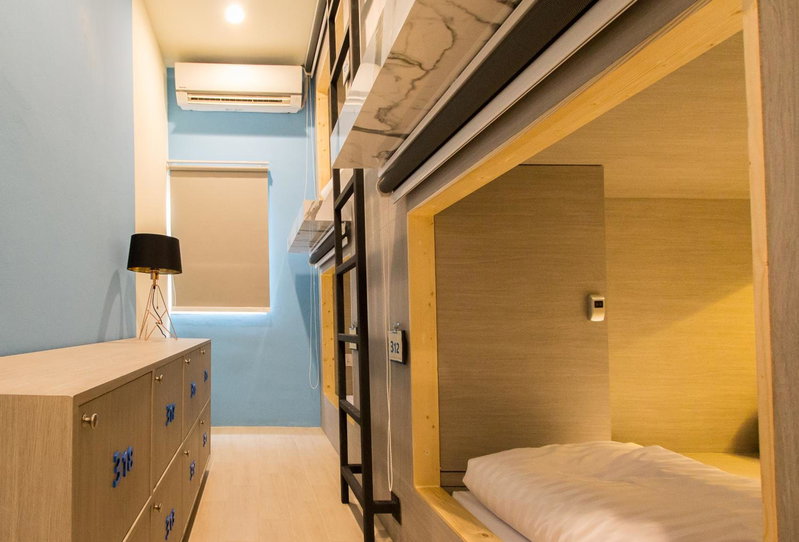 Lazy Sunday hostel, Bangkok, Thailand