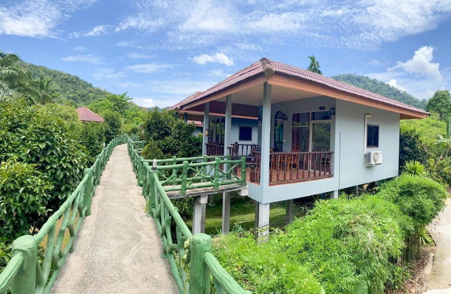 Khao Sok Jungle Huts Resort, Khao Sok, Thaïlande