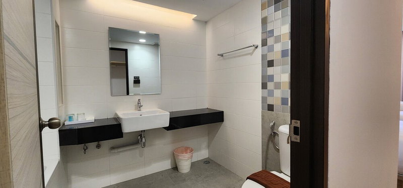 Prom Hotel, Bangkok, Thailand