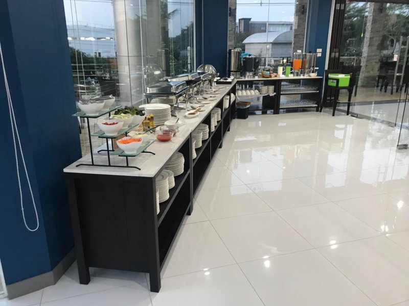 Anna-Nava Pakkret Hotel, Nonthaburi, Tailandia