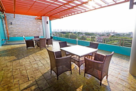 Anna-Nava Pakkret Hotel, Nonthaburi, Tailandia