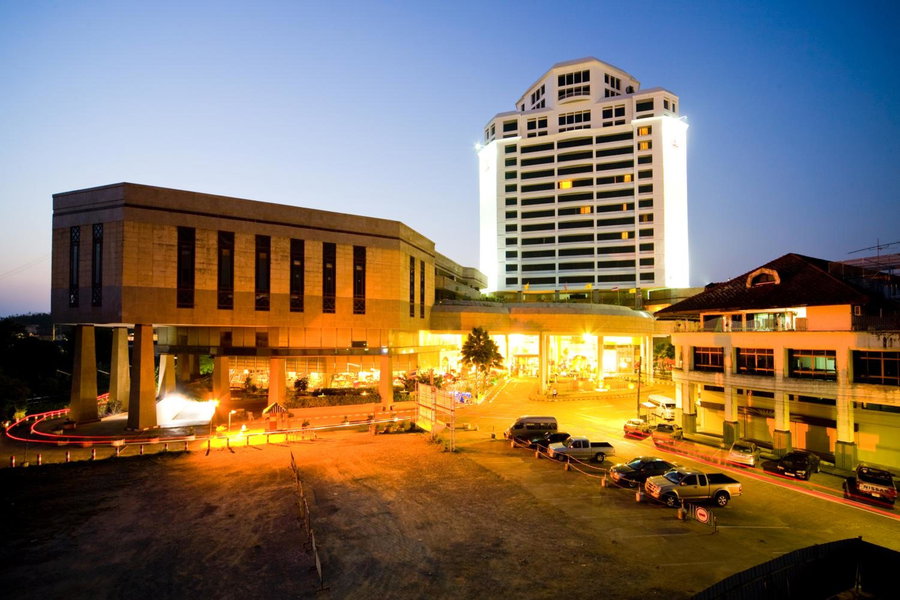 Thumrin Thana Hotel, Trang, Tailandia