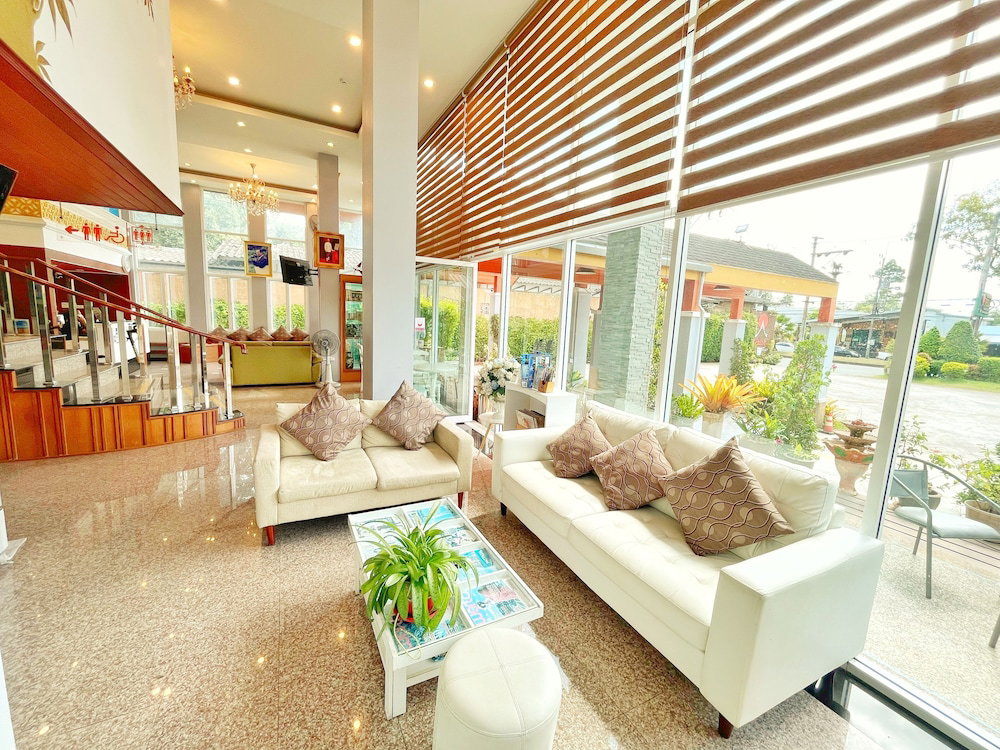 Hotel · Peak Boutique City Hotel, Krabi