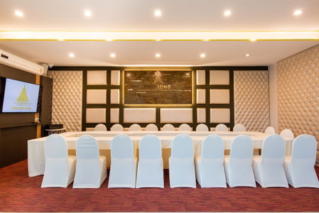 Phuglong Hotel, Phayao, Thailand