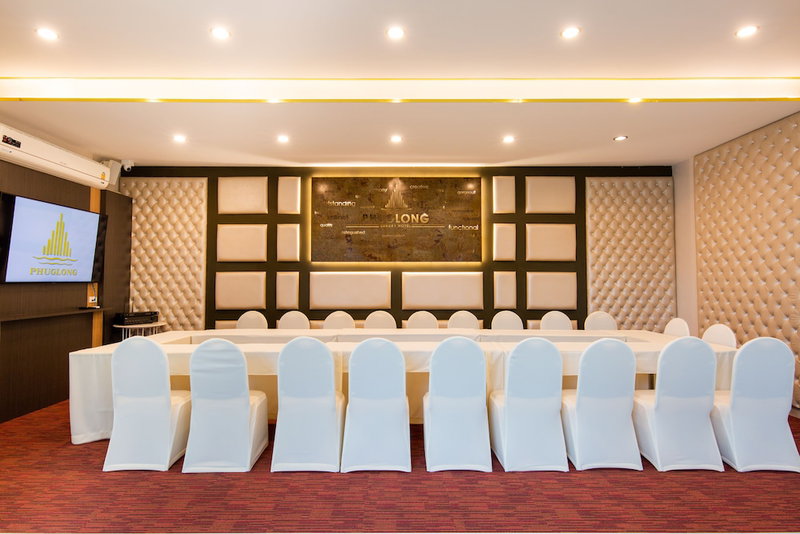 Phuglong Hotel, Phayao, Thailand