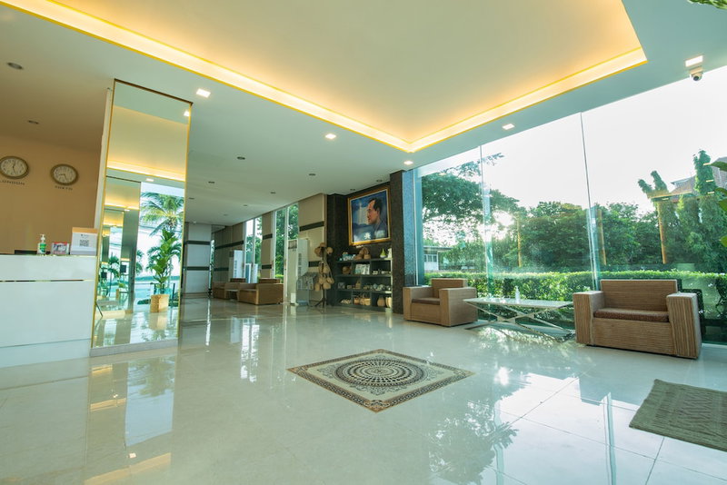 Phuglong Hotel, Phayao, Thailand