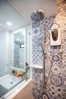 Villa Baron Hotel, Pak Kret, Tailandia