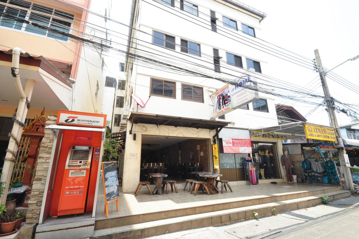 Hotel · At Home Guest House, Bangkok