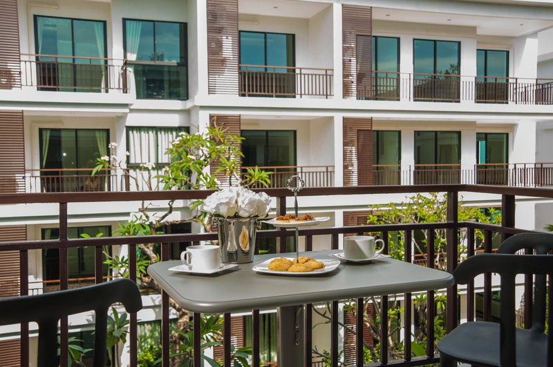 The Title KR Beach Condotel Rawai Beach, Rawai Beach, ประเทศไทย