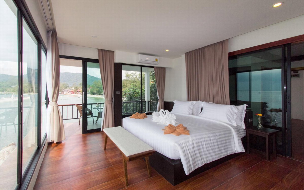 Simple Life Cliff View Resort, Thailand