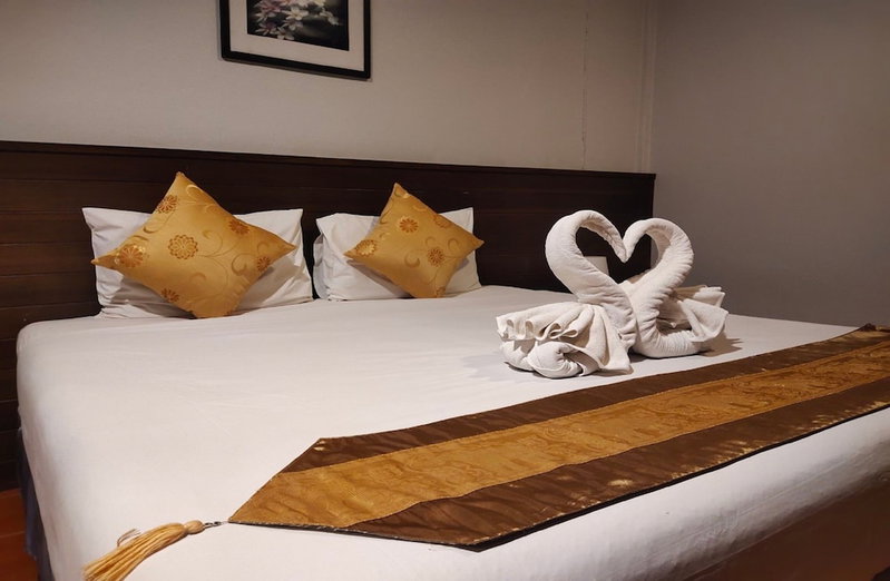 Lanta Nice Beach Resort, Ko Lanta, Thailand