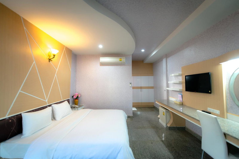Martina Hotel Surin, Surin, Thailand
