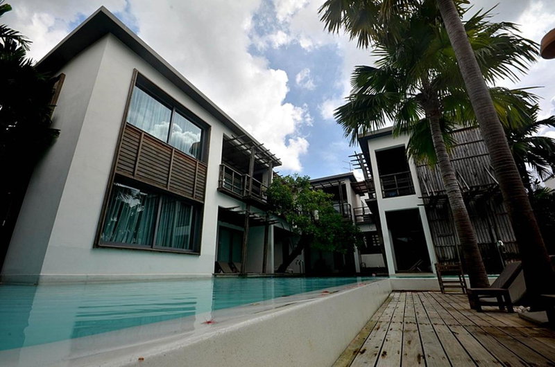 Paragon Inn, Lat Krabang, Tailandia