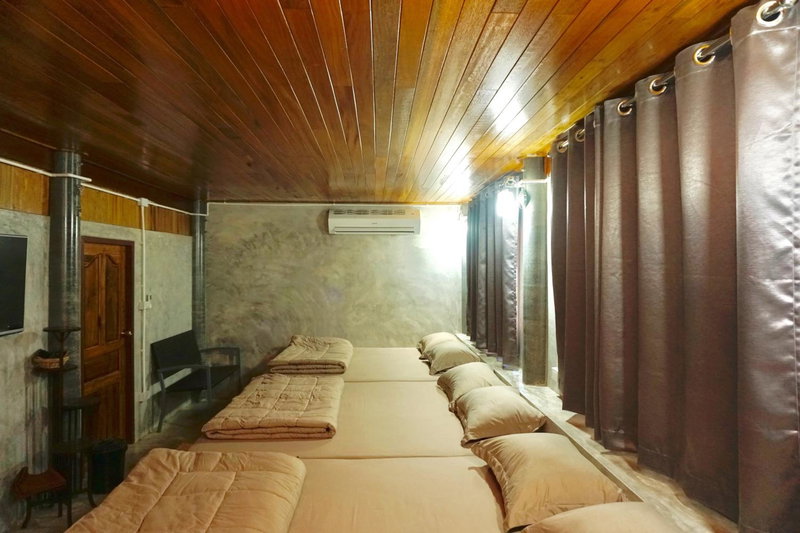 Bansuwan Homestay, Amphawa, Thailand
