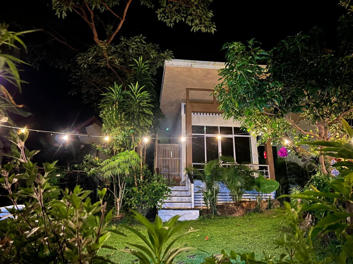 โรงแรม · Beach Jungle, Ko Chang
