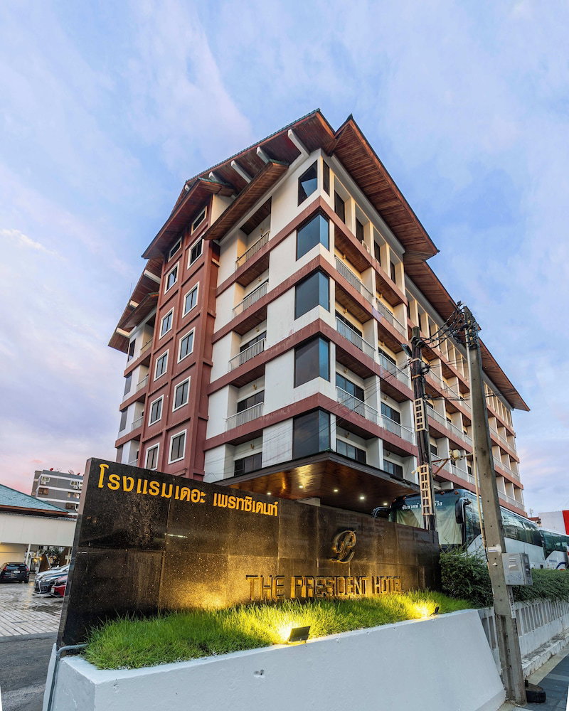 Hotel · The President Hotel at Chokchai 4, Bangkok