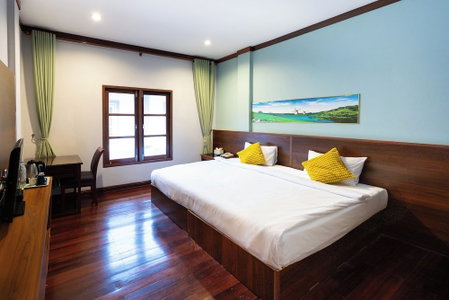The President Hotel at Chokchai 4, Bangkok, Thailand