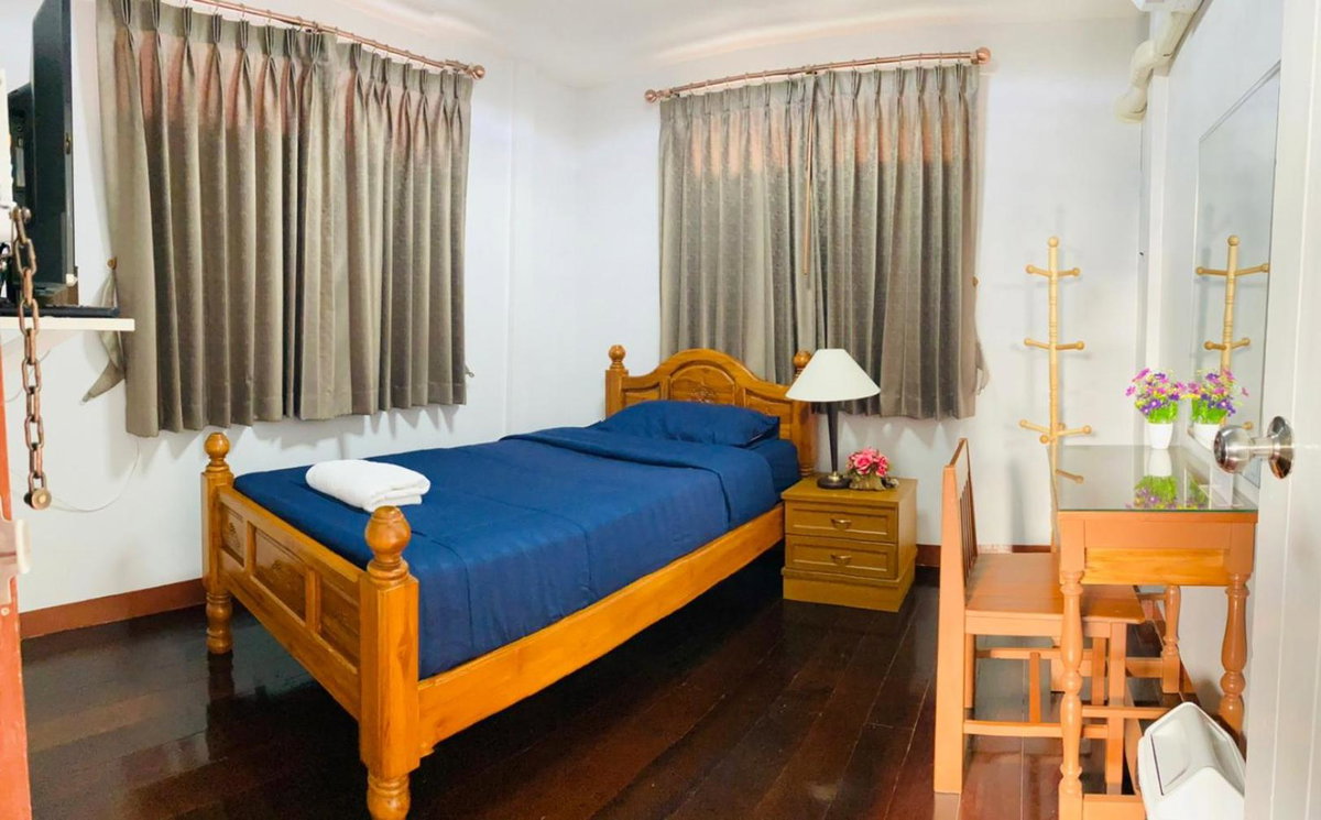 Hotel · The Best House&Hostel, Ban Don Muang